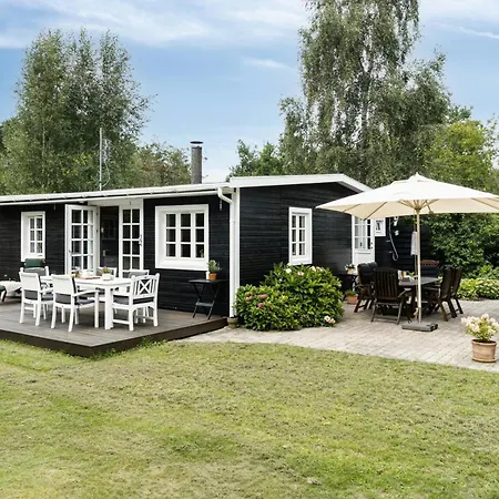 Classic Wooden House With South-facing Deck *
